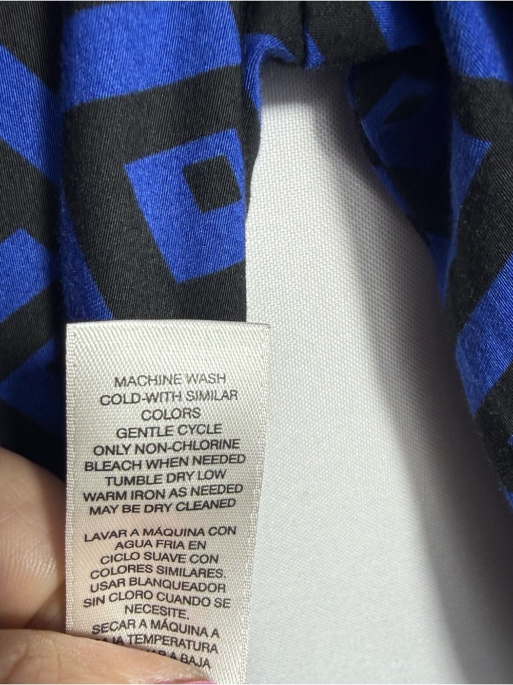 Chico’s Cobalt Blue Black Geometric Print Button Front Blouse Size 1 Medium US 8 - Picture 5 of 6